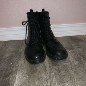 Mudd black combat boots